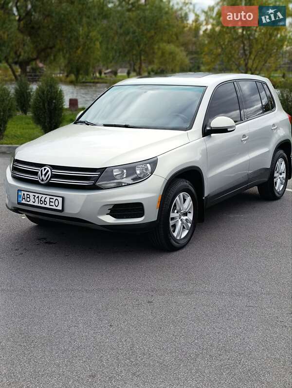 Внедорожник / Кроссовер Volkswagen Tiguan 2012 в Хмельнике