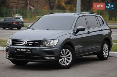 Позашляховик / Кросовер Volkswagen Tiguan 2017 в Харкові