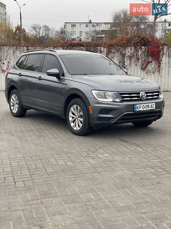 Внедорожник / Кроссовер Volkswagen Tiguan 2019 в Запорожье
