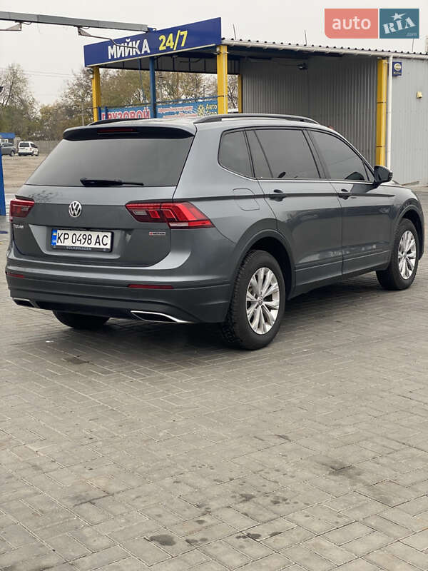 Внедорожник / Кроссовер Volkswagen Tiguan 2019 в Запорожье