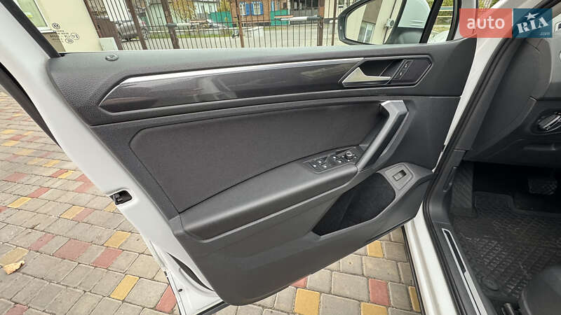 Внедорожник / Кроссовер Volkswagen Tiguan 2020 в Кременчуге