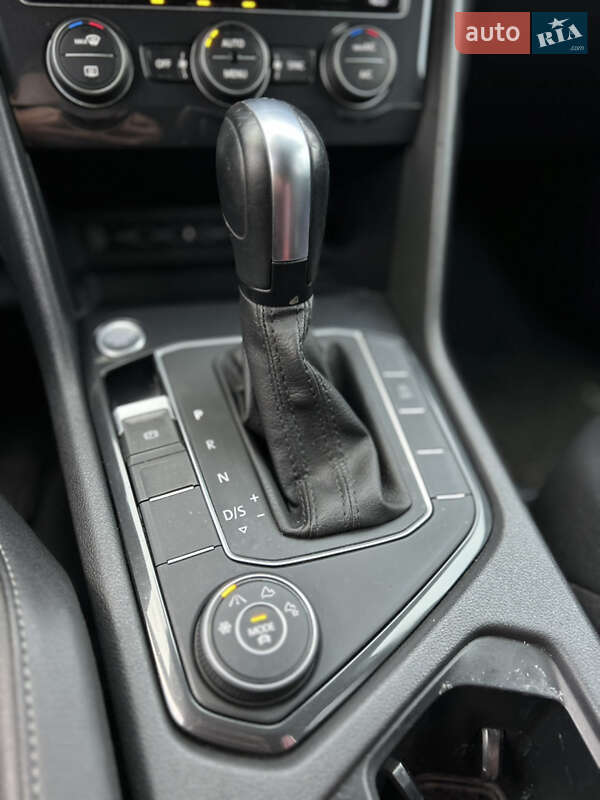 Внедорожник / Кроссовер Volkswagen Tiguan 2020 в Узине фото 15 Внедорожник / Кроссовер Volkswagen Tiguan 2020 в Узине