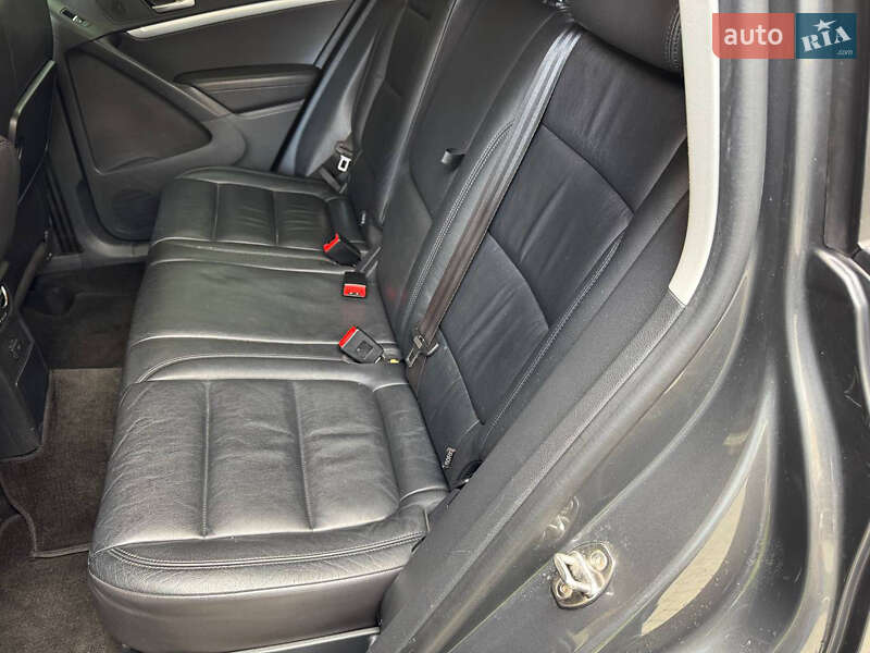 Внедорожник / Кроссовер Volkswagen Tiguan 2016 в Одессе фото 24 Внедорожник / Кроссовер Volkswagen Tiguan 2016 в Одессе