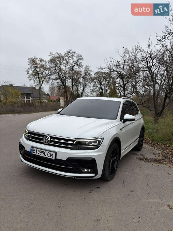 Внедорожник / Кроссовер Volkswagen Tiguan 2017 в Кременчуге