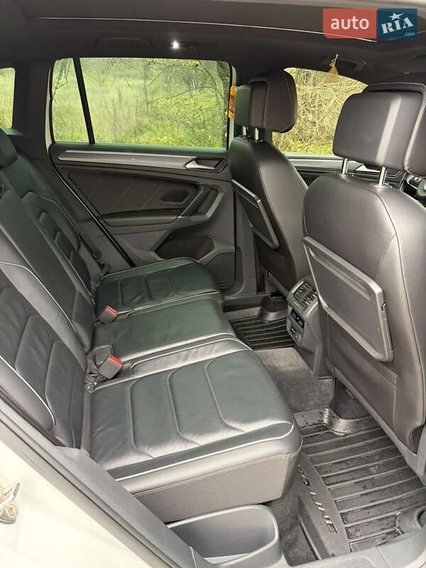 Внедорожник / Кроссовер Volkswagen Tiguan 2017 в Кременчуге