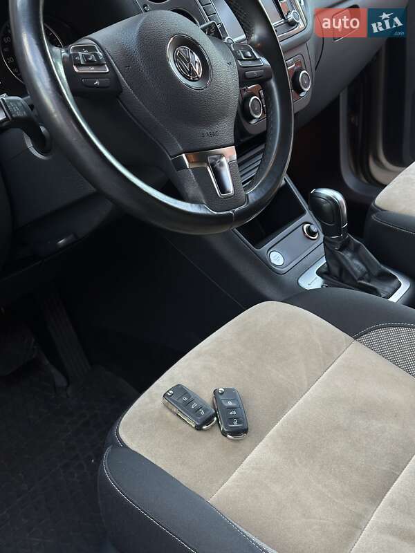 Внедорожник / Кроссовер Volkswagen Tiguan 2014 в Виннице