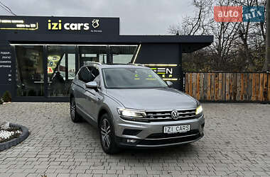 Позашляховик / Кросовер Volkswagen Tiguan 2020 в Львові