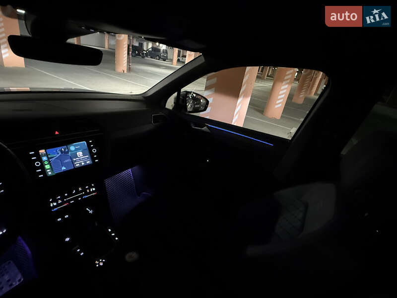 Внедорожник / Кроссовер Volkswagen Tiguan 2023 в Киеве