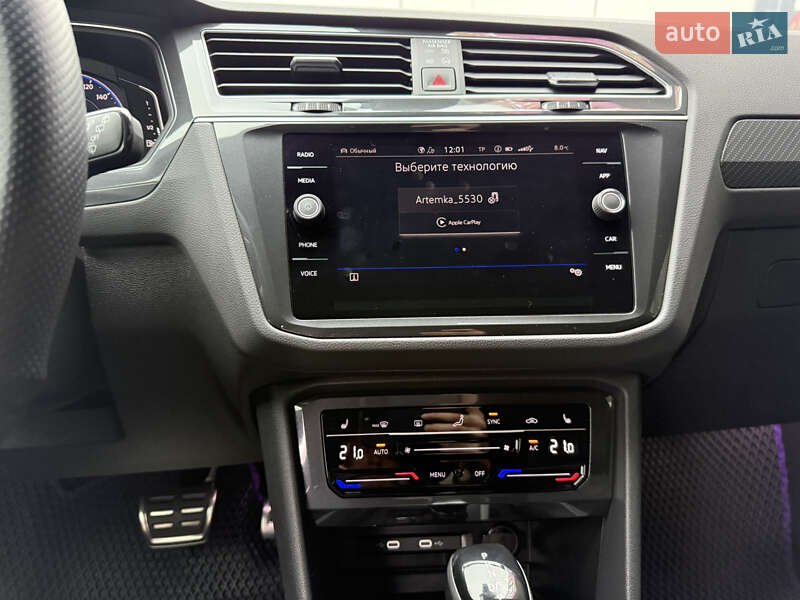 Внедорожник / Кроссовер Volkswagen Tiguan 2023 в Киеве
