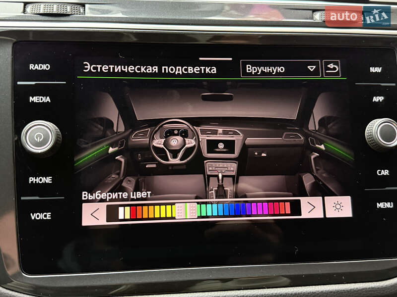 Внедорожник / Кроссовер Volkswagen Tiguan 2023 в Киеве