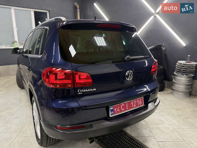 Внедорожник / Кроссовер Volkswagen Tiguan 2015 в Бориславе