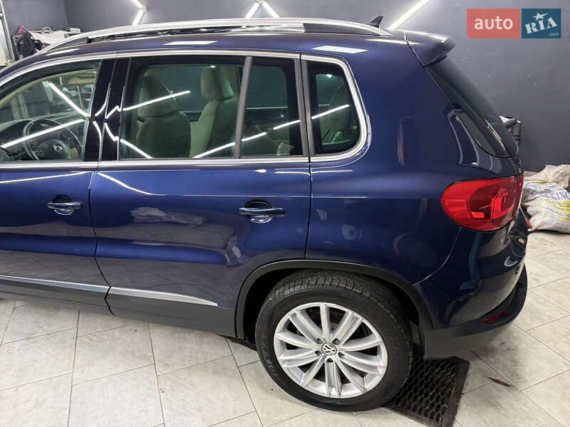 Внедорожник / Кроссовер Volkswagen Tiguan 2015 в Бориславе