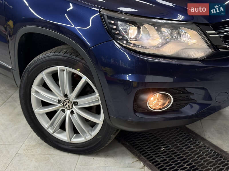 Внедорожник / Кроссовер Volkswagen Tiguan 2015 в Бориславе