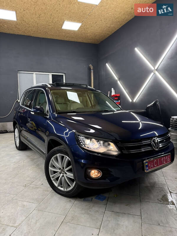 Внедорожник / Кроссовер Volkswagen Tiguan 2015 в Бориславе