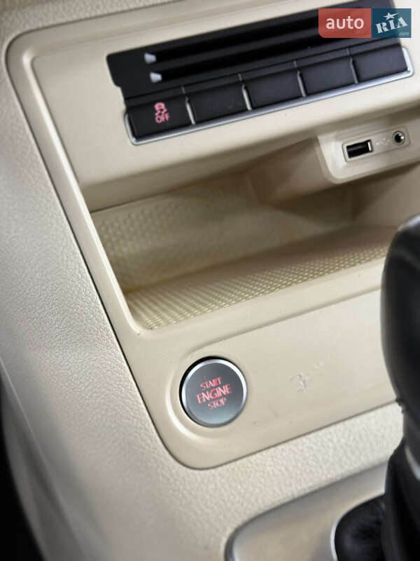 Внедорожник / Кроссовер Volkswagen Tiguan 2015 в Бориславе