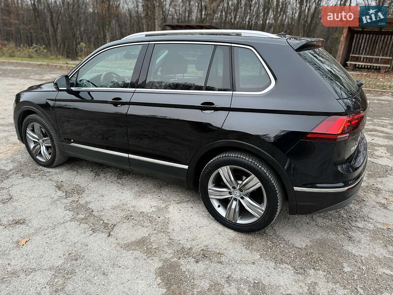 Внедорожник / Кроссовер Volkswagen Tiguan 2017 в Бережанах