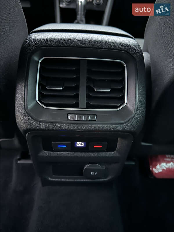 Внедорожник / Кроссовер Volkswagen Tiguan 2017 в Бережанах