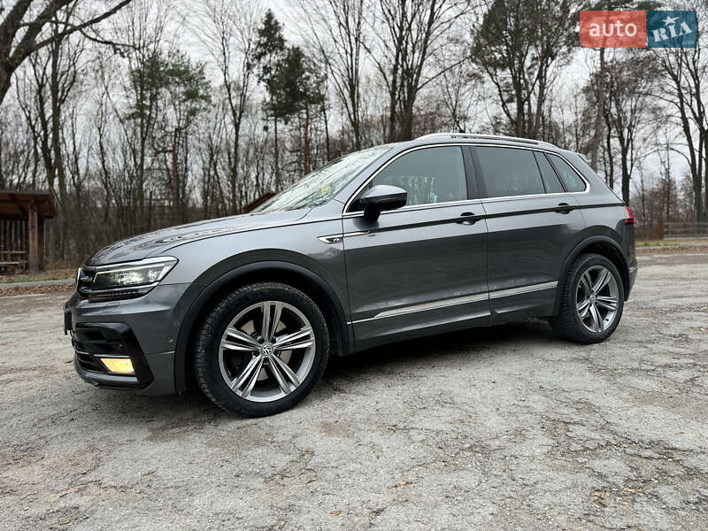Внедорожник / Кроссовер Volkswagen Tiguan 2017 в Бережанах