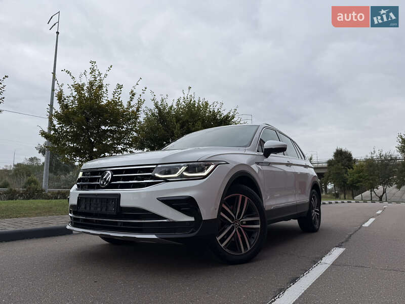 Позашляховик / Кросовер Volkswagen Tiguan 2022 в Києві