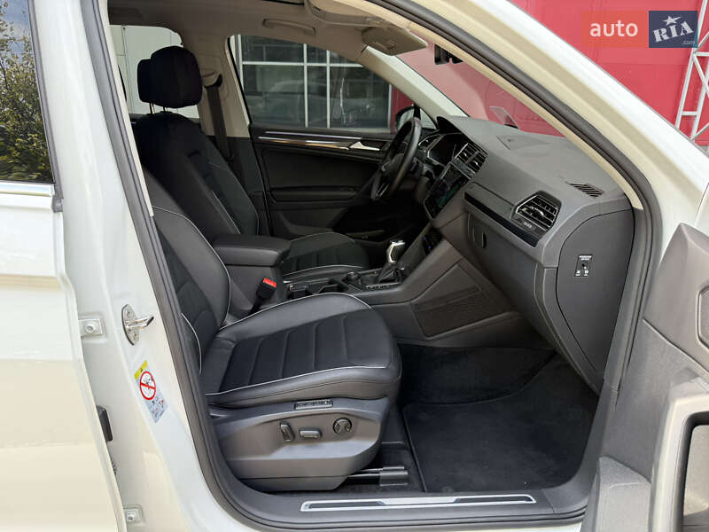 Позашляховик / Кросовер Volkswagen Tiguan 2022 в Києві