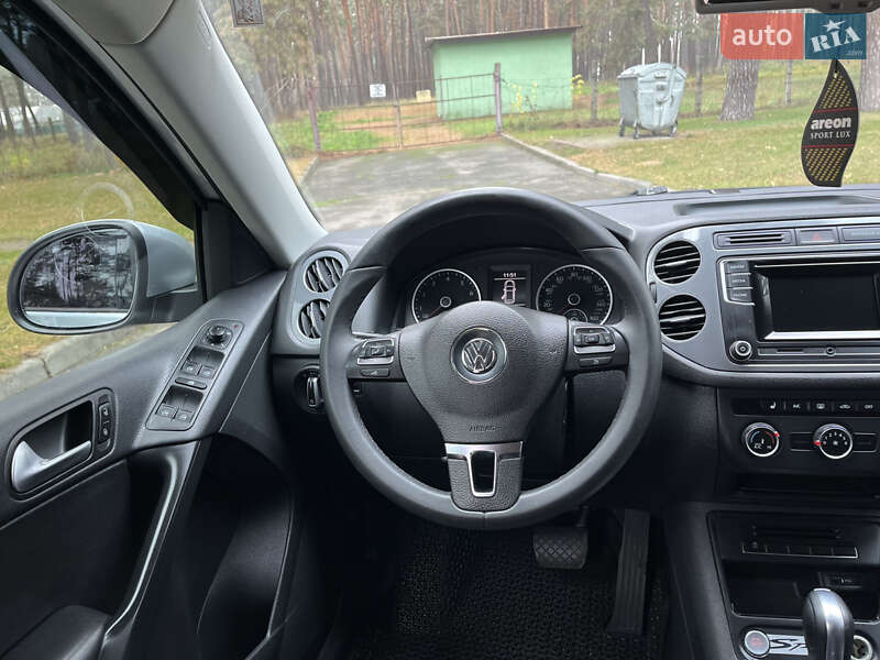 Позашляховик / Кросовер Volkswagen Tiguan 2015 в Чернігові фото 34 Позашляховик / Кросовер Volkswagen Tiguan 2015 в Чернігові