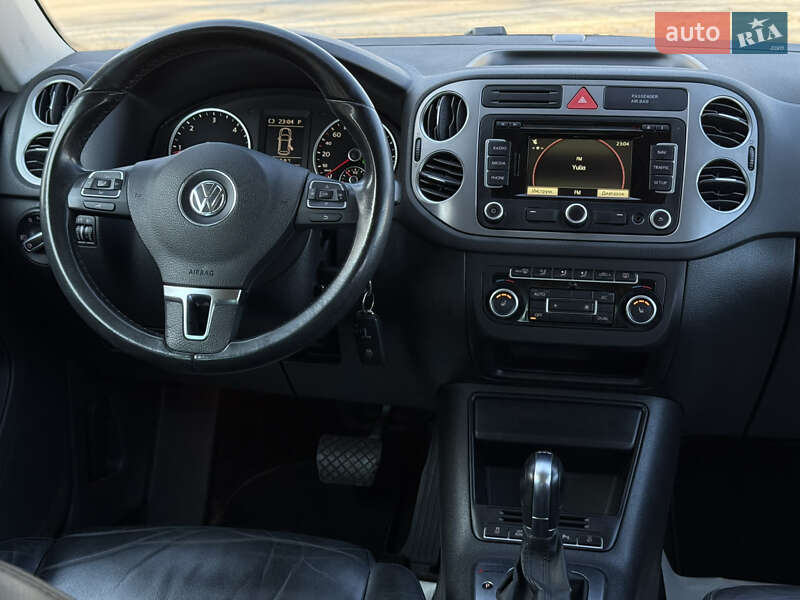 Внедорожник / Кроссовер Volkswagen Tiguan 2011 в Тячеве