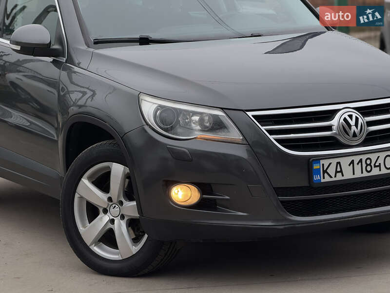Позашляховик / Кросовер Volkswagen Tiguan 2010 в Бердичеві