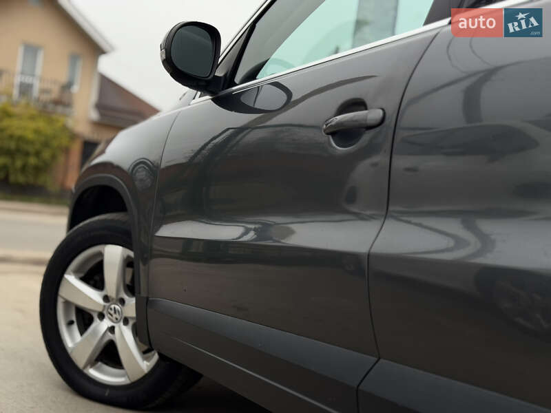 Позашляховик / Кросовер Volkswagen Tiguan 2010 в Бердичеві