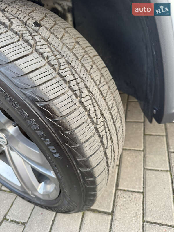 Позашляховик / Кросовер Volkswagen Tiguan 2017 в Володимирі