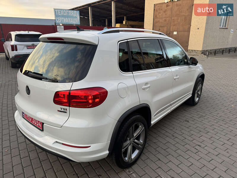 Позашляховик / Кросовер Volkswagen Tiguan 2017 в Володимирі