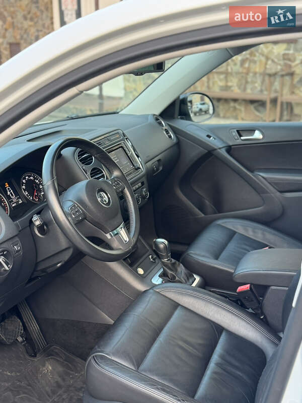 Позашляховик / Кросовер Volkswagen Tiguan 2017 в Володимирі