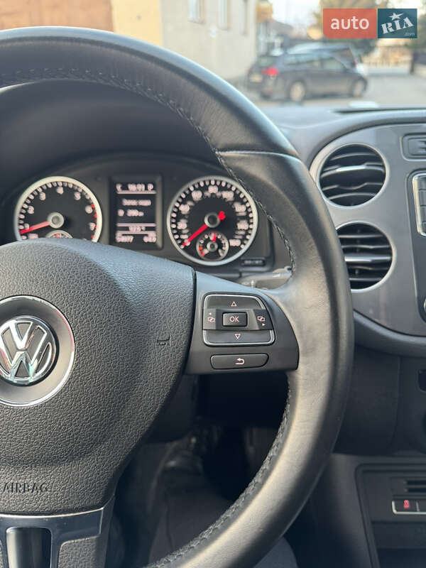 Позашляховик / Кросовер Volkswagen Tiguan 2017 в Володимирі