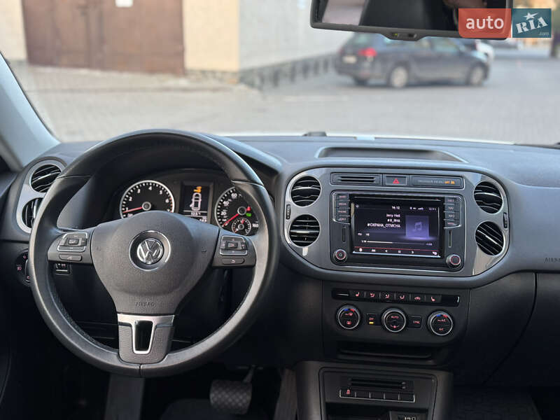 Позашляховик / Кросовер Volkswagen Tiguan 2017 в Володимирі