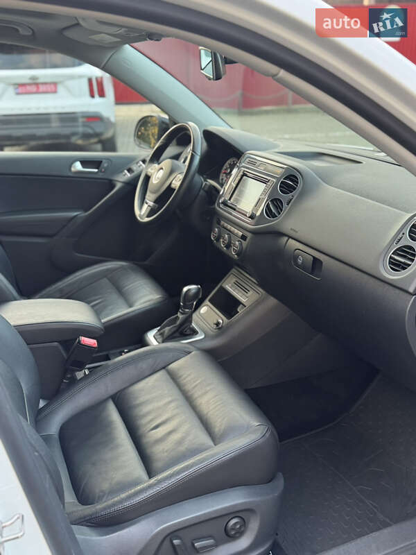 Позашляховик / Кросовер Volkswagen Tiguan 2017 в Володимирі