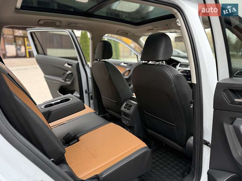 Внедорожник / Кроссовер Volkswagen Tiguan 2018 в Днепре