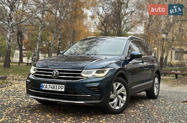 Позашляховик / Кросовер Volkswagen Tiguan 2021 в Києві
