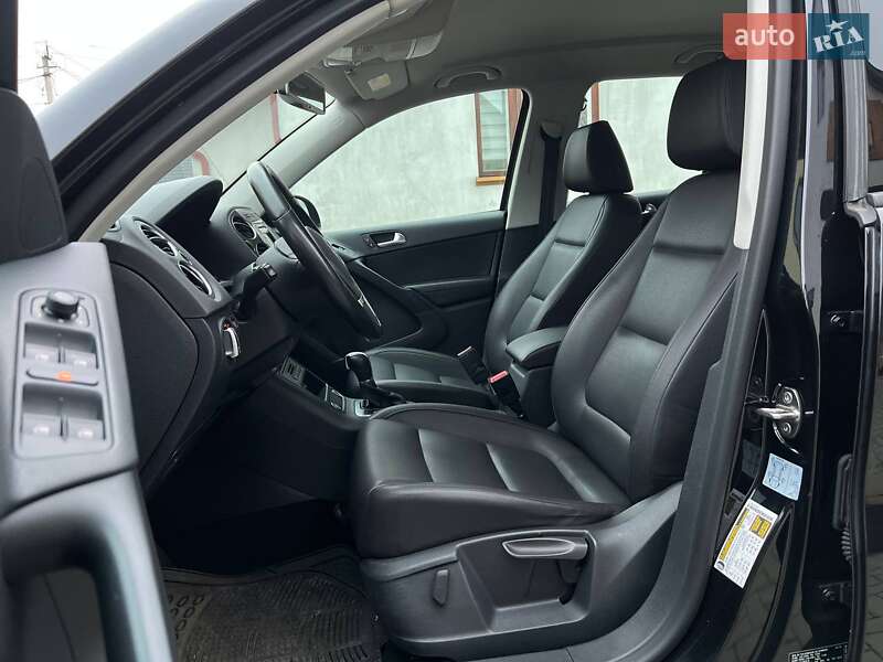 Внедорожник / Кроссовер Volkswagen Tiguan 2015 в Львове