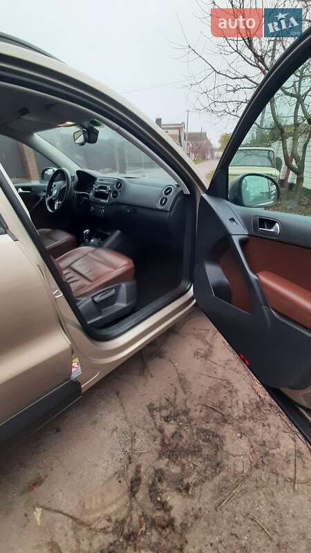 Внедорожник / Кроссовер Volkswagen Tiguan 2011 в Виннице