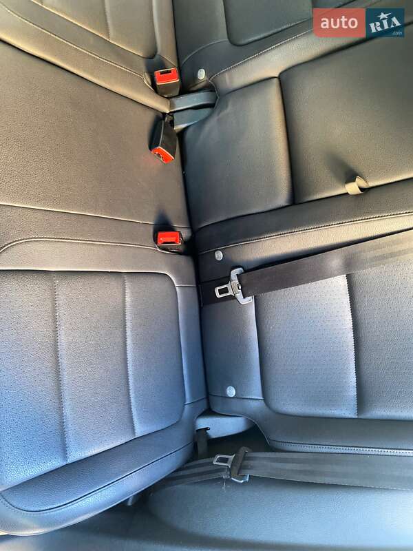 Внедорожник / Кроссовер Volkswagen Tiguan 2010 в Киеве