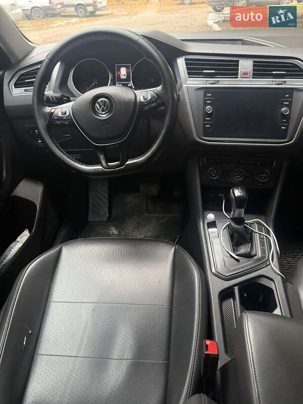 Внедорожник / Кроссовер Volkswagen Tiguan 2018 в Днепре фото 11 Внедорожник / Кроссовер Volkswagen Tiguan 2018 в Днепре