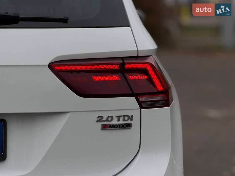 Позашляховик / Кросовер Volkswagen Tiguan 2017 в Кривому Розі