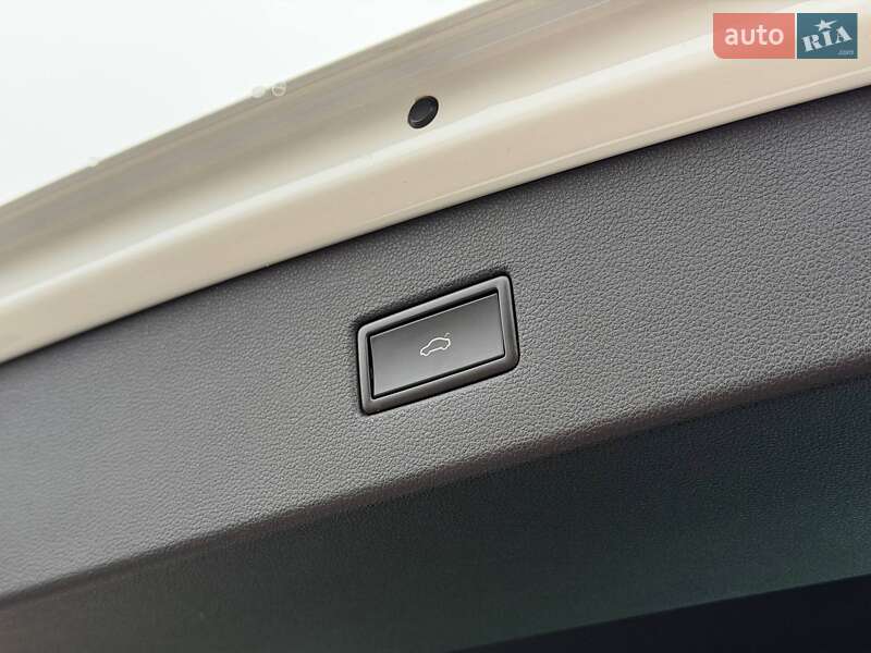 Позашляховик / Кросовер Volkswagen Tiguan 2017 в Кривому Розі