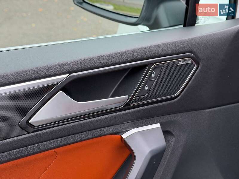 Позашляховик / Кросовер Volkswagen Tiguan 2017 в Кривому Розі