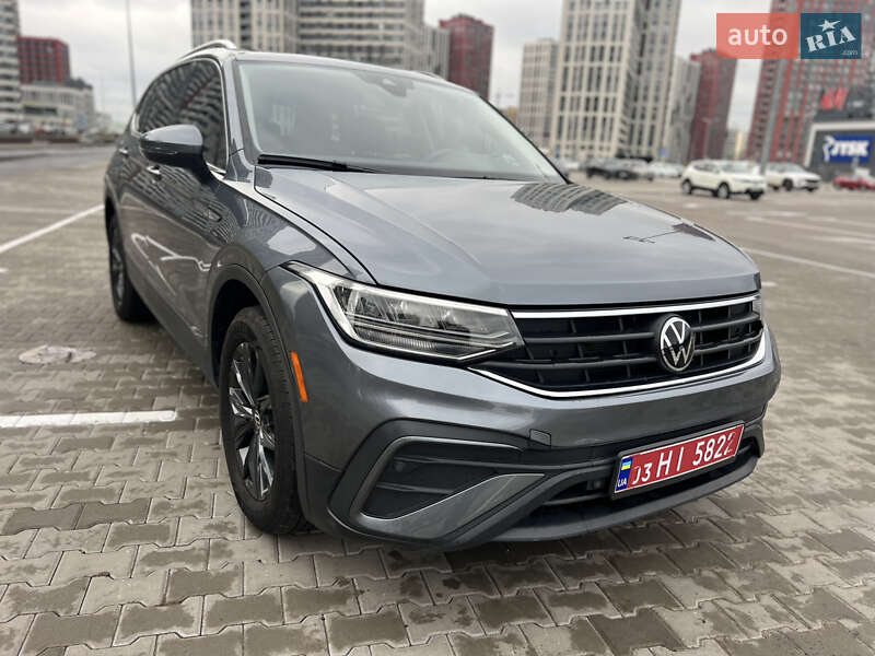 Внедорожник / Кроссовер Volkswagen Tiguan 2024 в Киеве