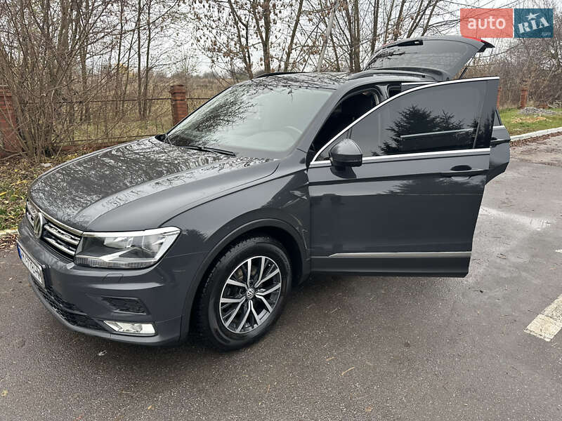 Внедорожник / Кроссовер Volkswagen Tiguan 2019 в Бердичеве