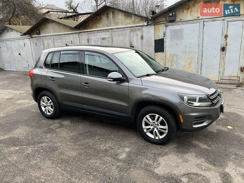 Внедорожник / Кроссовер Volkswagen Tiguan 2012 в Киеве
