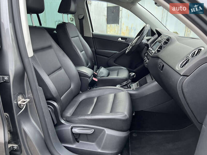 Внедорожник / Кроссовер Volkswagen Tiguan 2012 в Киеве