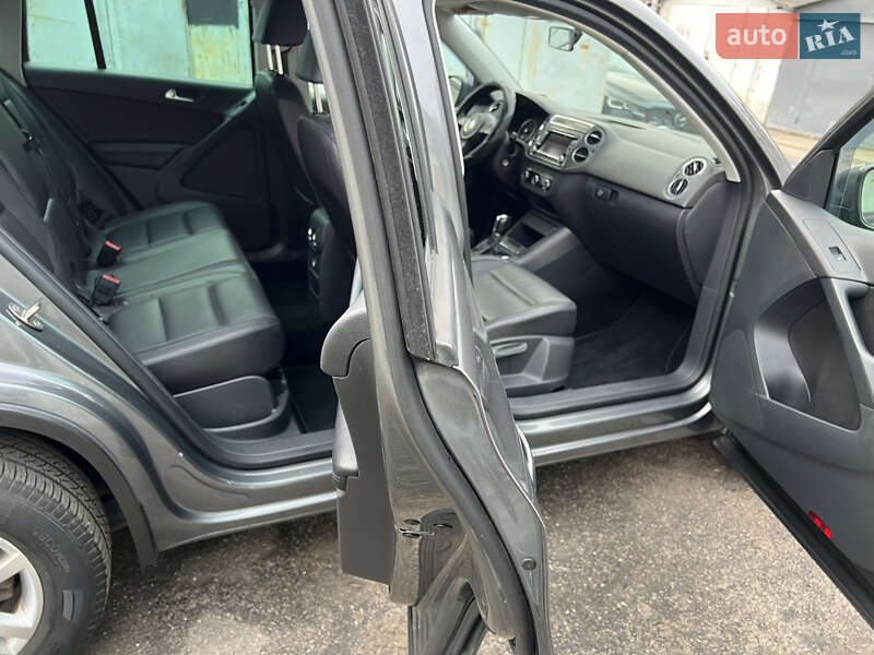 Внедорожник / Кроссовер Volkswagen Tiguan 2012 в Киеве