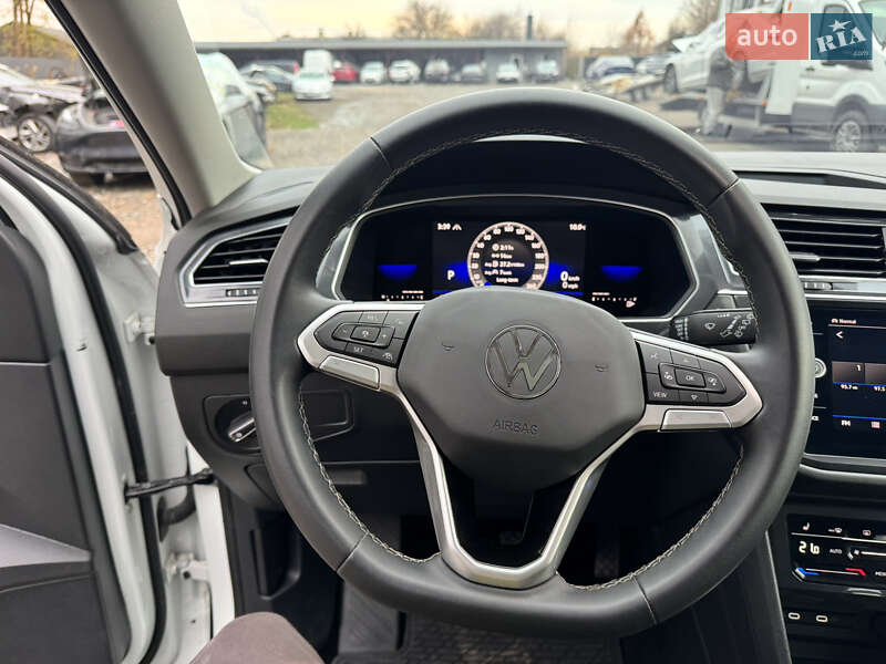 Внедорожник / Кроссовер Volkswagen Tiguan 2023 в Ровно