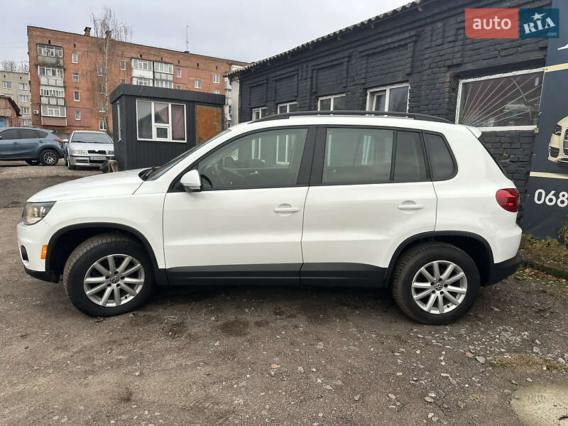 Внедорожник / Кроссовер Volkswagen Tiguan 2016 в Нежине